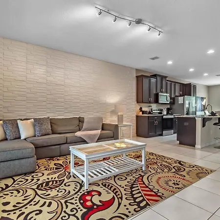 3 Bedrooms - 3,5 Bathrooms - Solara 1564 Cp
